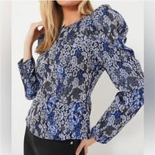 NWT Hyacinth House Priscilla Puff Sleeve Jacquard Top M Blue Floral picture