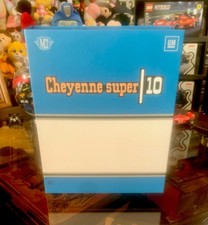 M2 Machines GM Truck Chevrolet Cheyenne Super 10 1:64 Car Kit picture