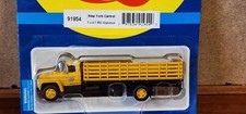 Athearn 91954 Plastic Ford F-850 Stakebed truck New York Central  HO 1:87 Scale picture