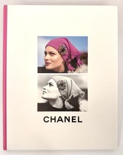 CHANEL Boutique Fall Winter 1995-96 SYLT Hardcover Lookbook Karl Lagerfeld picture