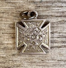 Antique 9ct Gold Maltese Cross Charm Floral Engraved Maud Sept 1910 Edwardian picture
