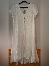 Torrid White Eyelet Hi-Low Midi Button Front Dress NWT Size 0 picture