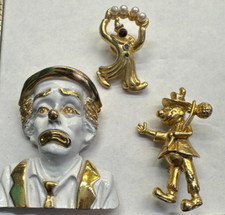 Clowns Lot of 3 Branded 1x JJ Vintage Pin Brooch Pearls Gold J-919 picture