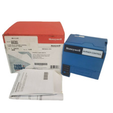 1PC Honeywell RM7823A1016 Controller In box Brand new  picture