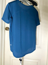 lululemon Women’s Teal Navy Blue Reflective Crew Neck Athletic Tee Shirt M picture