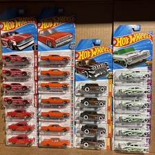 Hot Wheels x25 Metal Base Cars NEW IN PACKAGE picture