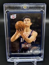 Yao Ming Topps Chrome Rookie Card (RC) HOF Investment Card Chinese Sharp picture