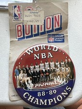 Vintage Detroit Pistons World NBA 88-89 Team Pinback Button Pin picture