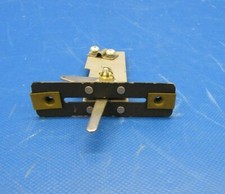 Piper PA28-140 Carb Heat Control Lever P/N 66855-000 NOS (0419-122) picture