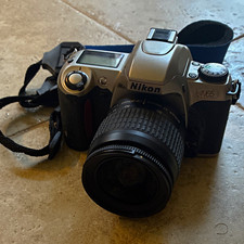 Nikon N65 35mm SLR Film Camera Auto Focus Built-In Flash AE SilveR JUST UNTESTED picture