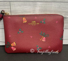 Coach Corner Zip Wristlet With Holiday Print Black Cherry CE920 New picture