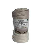 Berkshire Herringbone Down Alternative Filled Blanket KING 112