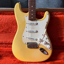 1987 Fender American Vintage '62 Stratocaster Olympic White (Early Corona Produc picture