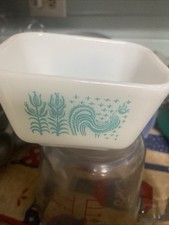 Vintage PYREX AMISH BUTTERPRINT Turquoise Rooster 501 Refrigerator Dish no Lid picture