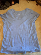 Universal Thread Women's Blue Solid V-Neck Short Sleeve T-Shirt, Regular XL picture