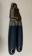 Art & Cook Macy's exclusive Garlic Press Heavy Duty NWOT picture