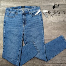 Talbots Slim Ankle Jeans Medium Wash Slim Leg Stretch Denim NWT Size 8 picture