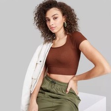 Wild Fable Seamless Robbed Crop NWT picture