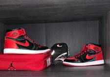 Nike Men’s High Top Colorblock Lace-Up Athletic Sneakers Red/Black/White 9.5 picture
