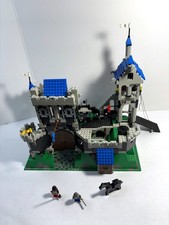 LEGO Castle: Royal Knight's Castle 6090 (1995) See description LOT B picture