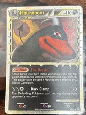 Houndoom (Prime) 82/90 Undaunted Holo picture