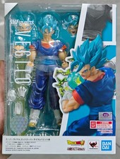 BANDAI Dragon Ball S.H.Figuarts Super Saiyan God Super Saiyan Vegito Figure picture