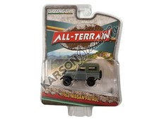 CHASE 1962 Nissan Patrol - Green Diecast 1:64 Scale Model - Greenlight 35290A picture