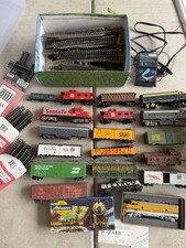 Vintage HO Scale Train Lot Athearn Tyco Atlas Santa Fe Cars Track Transformer  picture