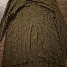 Lululemon Women's Khaki and Green Shirt picture