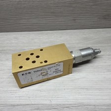 Vickers Eaton 02-185353 A326P Valve Housing / Manifold W/ PRV2-10-S-0-20 picture