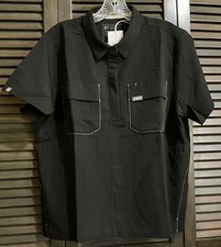 FIGS NWT Scrub Top Black Saiya Classic Cargo Pocketed Technical Collection  Sz L picture
