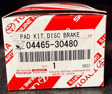LEXUS/TOYOTA FRONT BRAKE PADS 04465-30480 picture