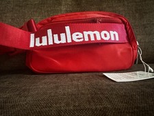 Lululemon Red Employee Everywhere Belt Bag Word mark picture