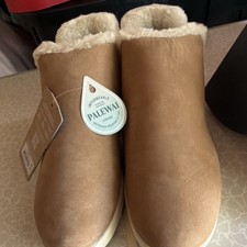 OluKai Malua Hulu Women's Suede Faux Fur Lined Slip-On Ankle Bootie Tan US 10 picture