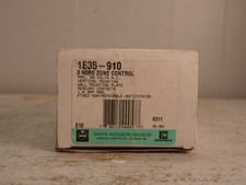 Vintage 3 Wire White Rodgers Thermostat 1E35-910 Vertical NEW picture