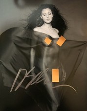 Monica Bellucci The Apartment signed 8x10 photo read description 18+ picture