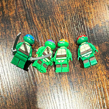 LEGO Teenage Mutant Ninja Turtles Minifigures Lot of 4 Plastic Figures picture