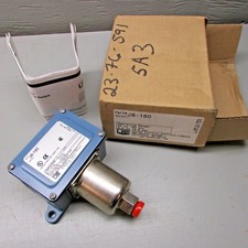 United J6-160 Pressure Switch picture