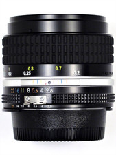 NEW,  UNUSED Nikon 28mm F2.8 Ai-s for F3 FM2 FE2 FM3A F2 F3HP D750 D810 picture