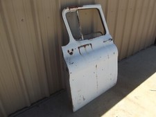 1955 - 1959 CHEVROLET TRUCK ORIGINAL USED DOOR ARIZONA PICKUP picture