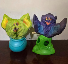 Vtg 1989 Hardee’s Halloween Hideaways Smooshees Lot of 2 Hallmark Plush & Pods picture