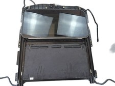 2014-2017 Maserati Ghibli M157 Upper Sunroof Glass Frame w/ Motor Assembly OEM picture