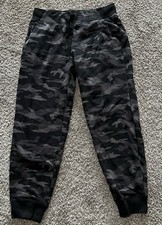 Athleta Women’s Black/Gray Camo Jogger Pants M Drawstring Pockets picture