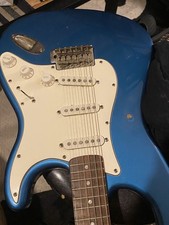 6 string fender stratocaster picture