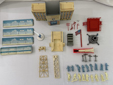 VTG - MARX ATOMIC #5935 CAPE CANAVERAL MISSILE BASE PLAYSET PARTS - USED picture