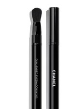 Chanel Les Pinceaux De Chanel Retractable Dual Ended Eyeshawdow Brush No. 200 picture