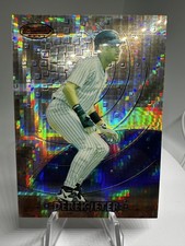 1997 Bowman's Best - Previews Derek Jeter #BBP 4 Atomic Refractor picture