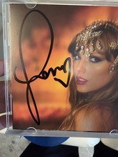Rare MEDIUM LONG Signature Taylor Swift Signed The Life Of A Showgirl CD Photo 1 picture