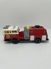 Majorette 1/47 Scale 3030 - Pompe 4 Incendie New York Fire Dept. Engine #5 picture