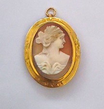 Antique 10K Yellow Gold Oval Cameo Pendant- Brooch White & Cream picture